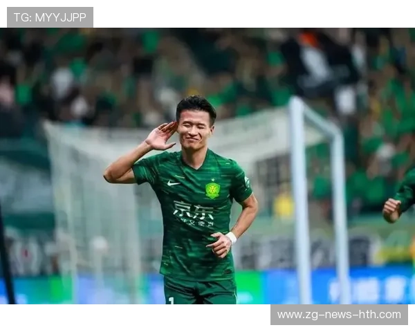 大连英博林良铭中路策动射门,激情四射的精彩时刻