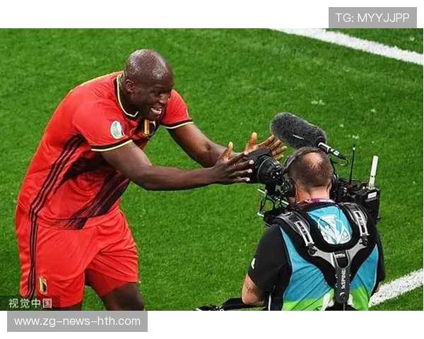 卢卡库插上抢断后强打成势，比利时攻势如洪水漫延：一场速度与力量的商业美学