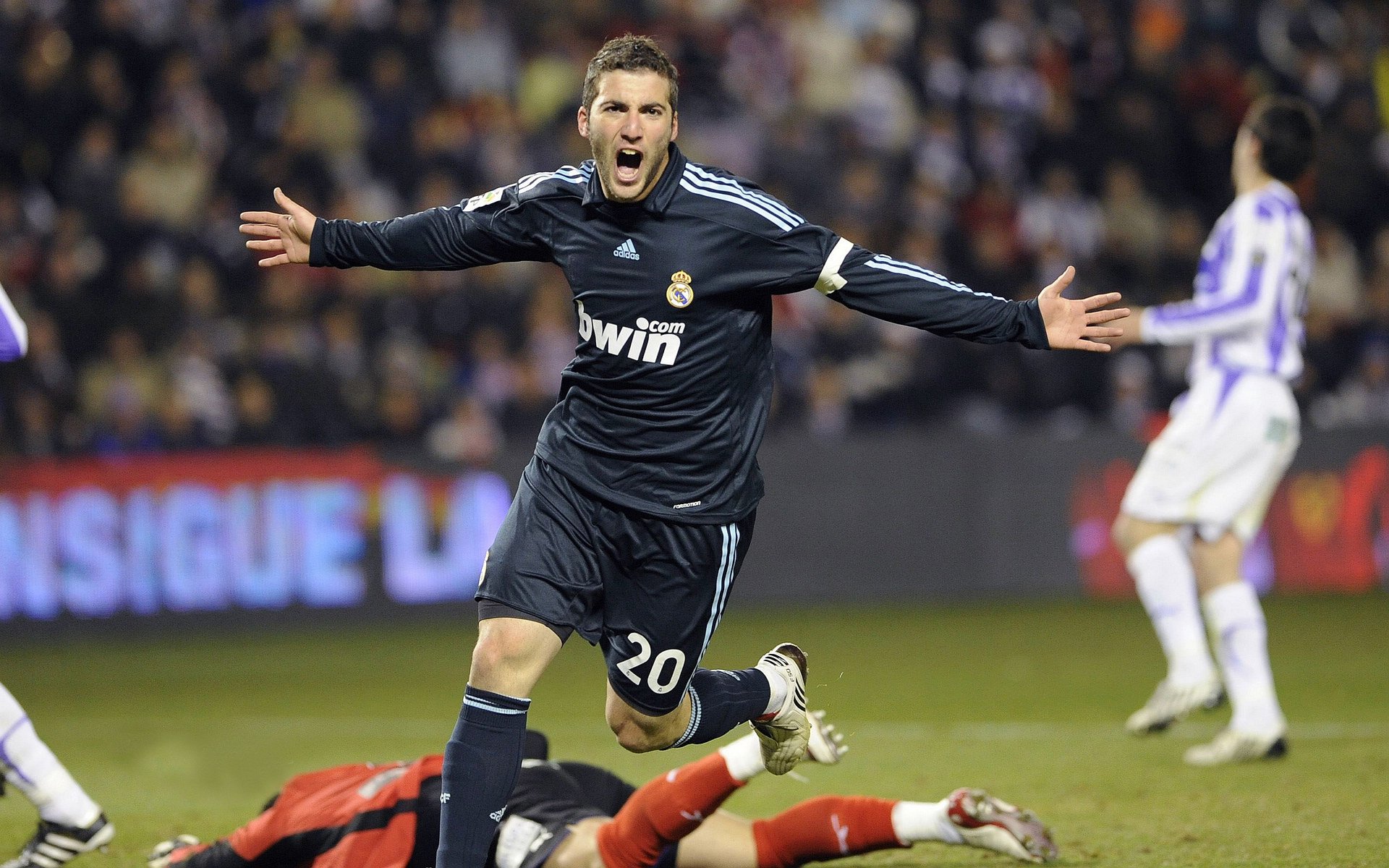 世界杯医务团队与欧冠队医联合出版运动损伤预防指南